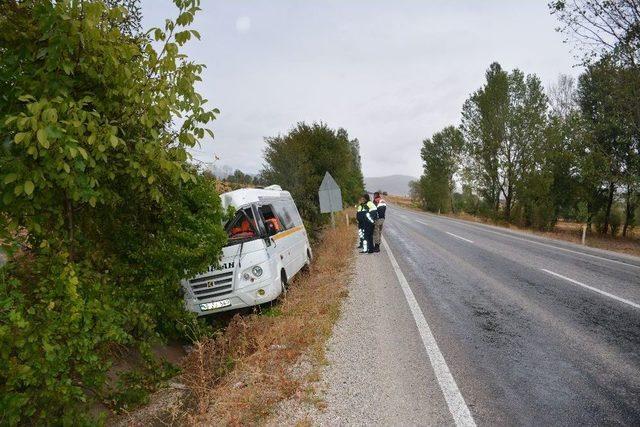 Tokat’ta Öğrenci Servisi Kaza Yaptı: 4 Yaralı