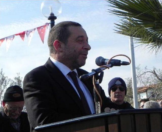 Yenifoça'da Rauf Denktaş Parkı'na Duygusal Açılış