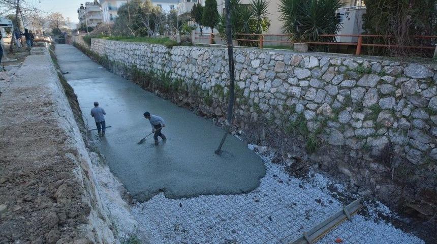Milas&rsquo;ta Balavca Deresi Islah Ediliyor