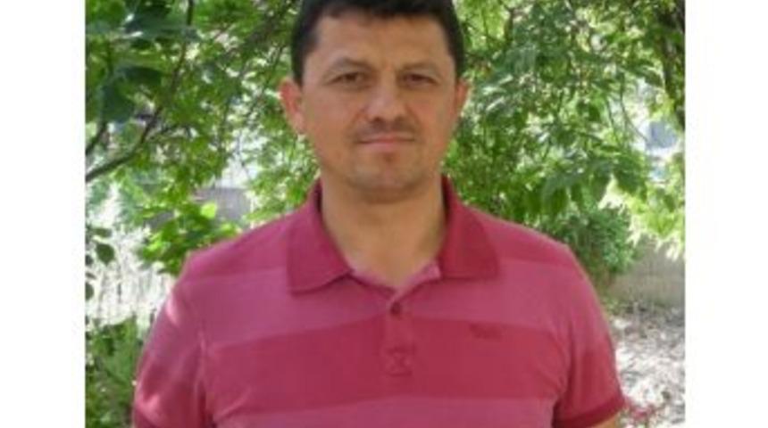 Evinde Ölü Bulundu