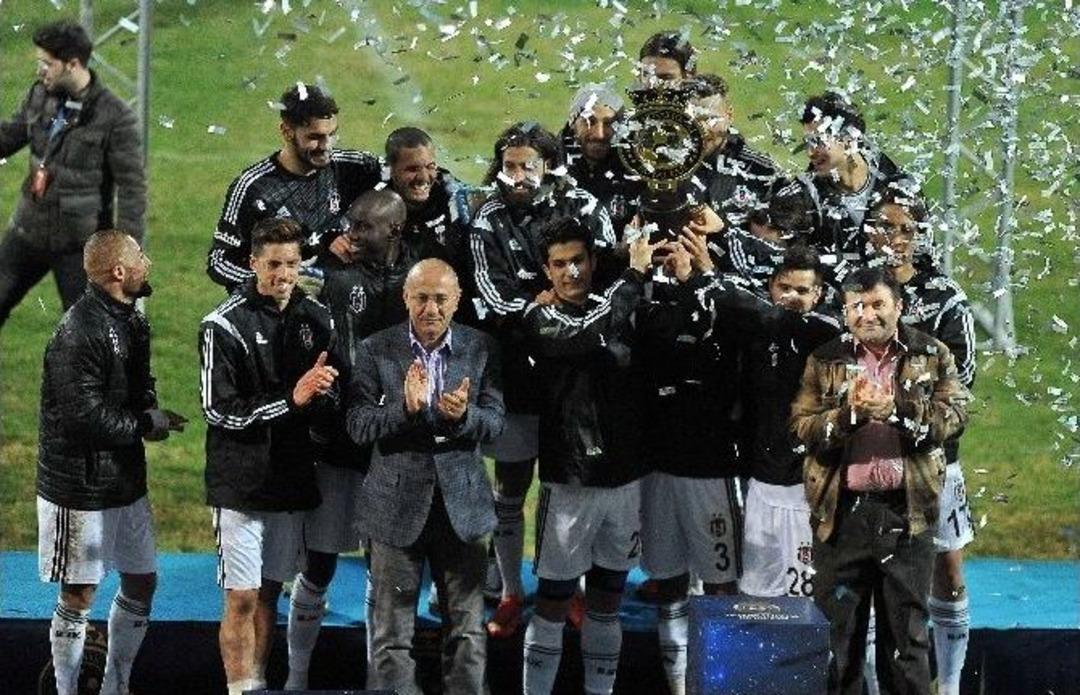 International Royal Cup Şampiyonu Beşiktaş