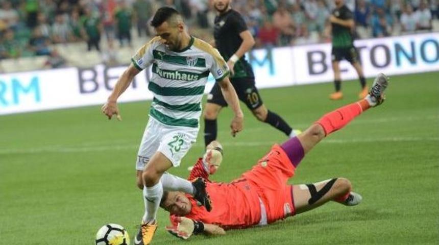 Bursaspor'da Yalnızca 3 Oyuncu Ayakta Kalabildi