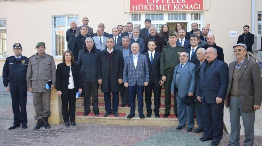 Vali &Ccedil;akacak &Ccedil;ifteler&rsquo;i Ziyaret Etti