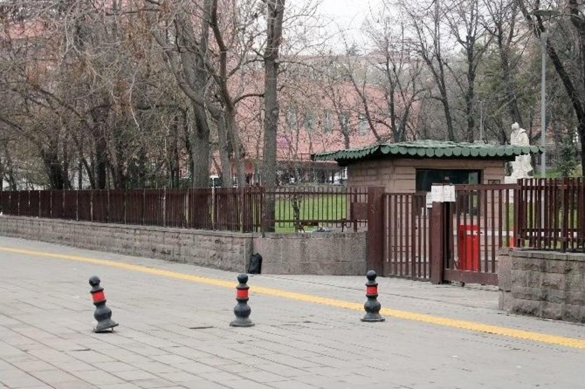 Protokol Yolu&rsquo;nda Bomba Paniği