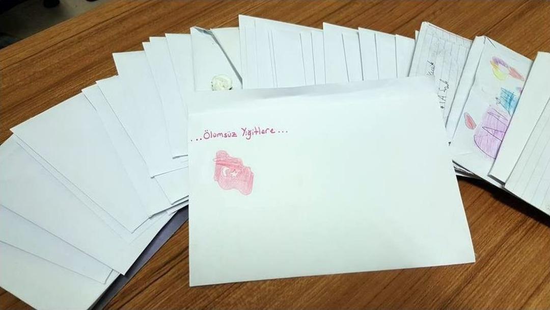 Sınırdaki Mehmet&ccedil;iğe Moral Mektubu