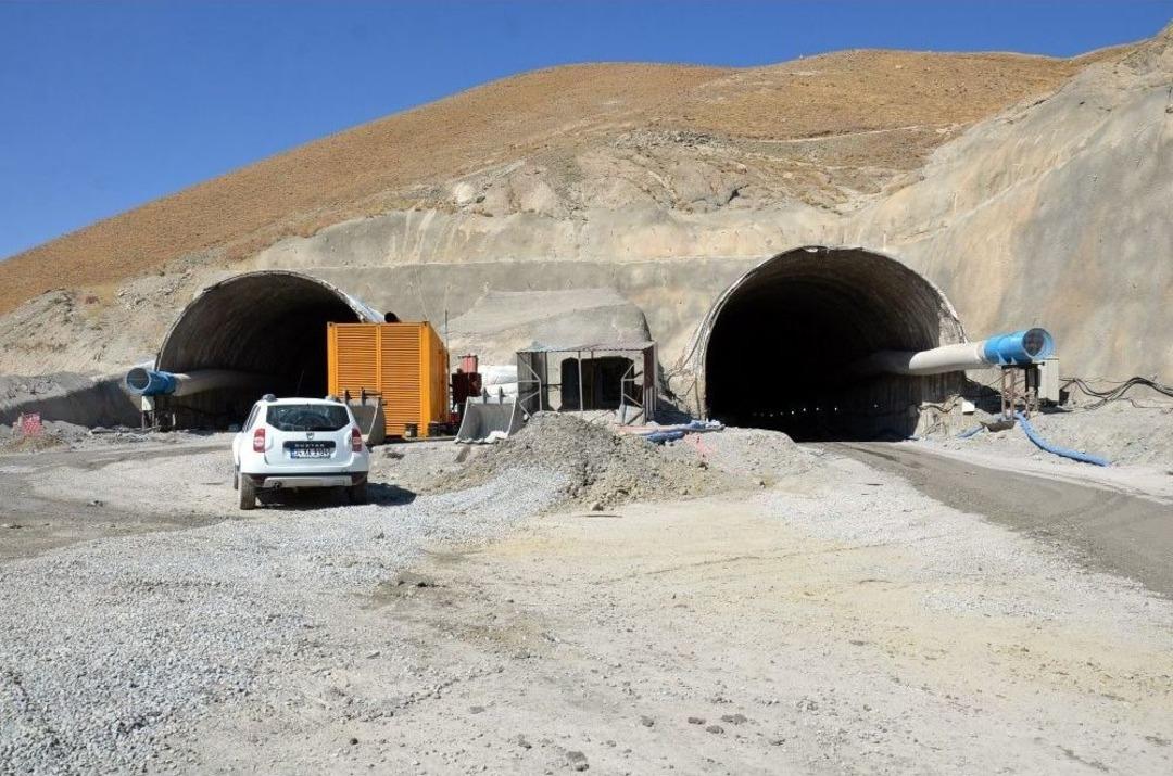 Van&rsquo;da 32 Virajlar Tarih Oluyor