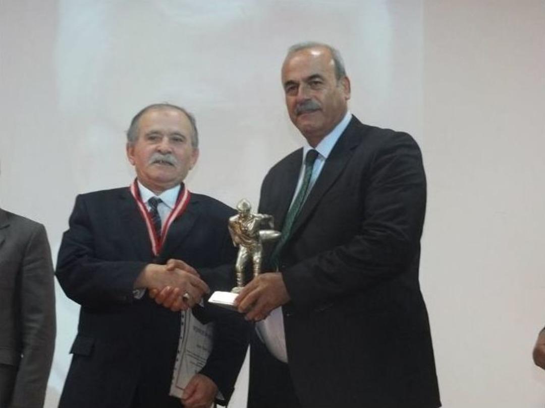 Şair Soyuer Memleketinde Anıldı