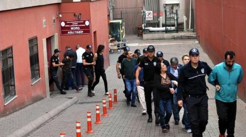 Uyuşturucu Operasyonunda Gözaltına Alınan 9 Kişi Adliyede