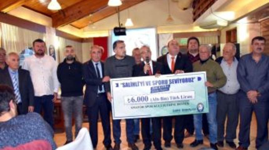 Salihli&rsquo;de Amat&ouml;r Spor Kul&uuml;plerine Destek