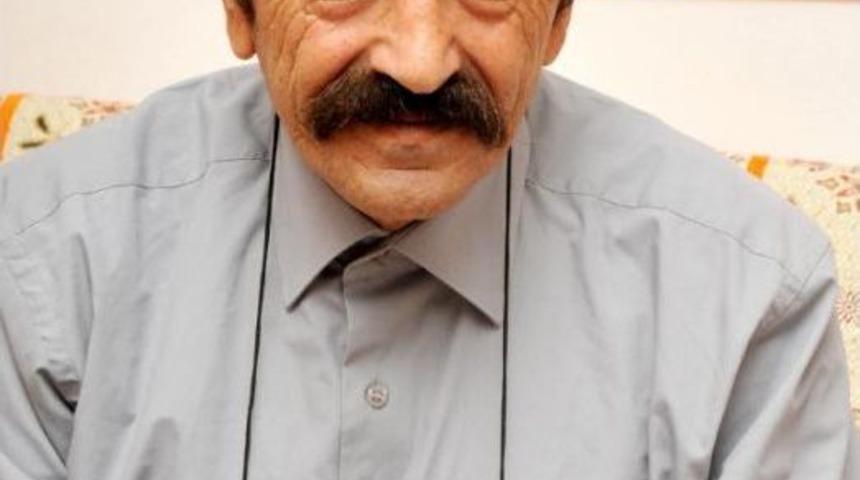 Askerde Oğlu &Ouml;len Baba: Ş&uuml;pheli &Ouml;l&uuml;mler Devam Ediyor