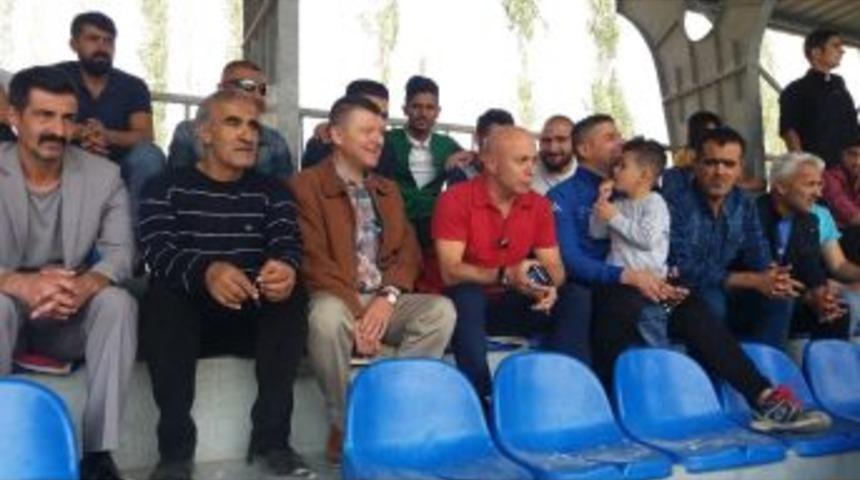 Hakkari&rsquo;de Amat&ouml;r Lig Ma&ccedil;lar Başladı