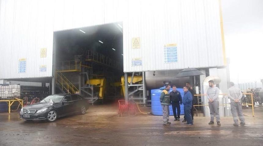 Başkan Yağcı, Katı Atık Geri D&ouml;n&uuml;ş&uuml;m Tesisi&rsquo;nde İncelemelerde Bulundu