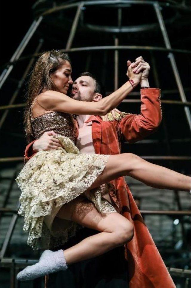 Erdal Beşik&ccedil;ioğlu Y&ouml;netiminde Rock M&uuml;zikali 1