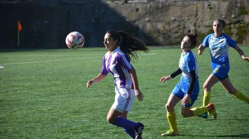 Kdz. Ereğli Gen&ccedil; Yıldızspor&rsquo;u 3-0 Mağlup Etti