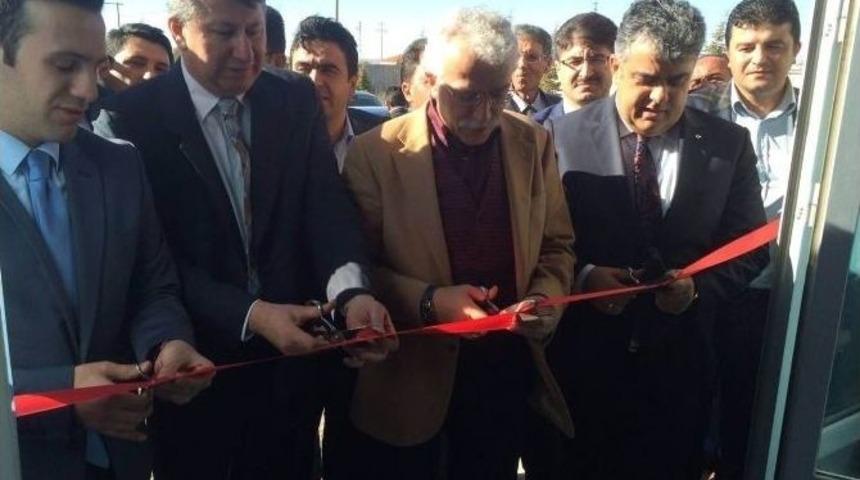 Emirgazi&rsquo;de Halıcılık Kursu A&ccedil;ıldı