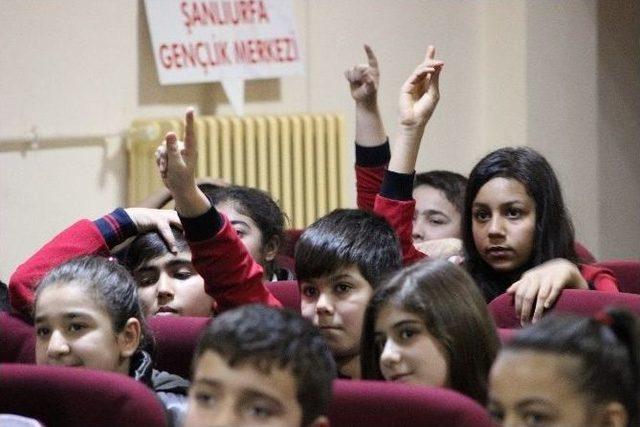 &Ouml;ğrencilere &rsquo;verem&rsquo; Semineri 1