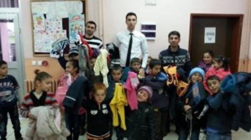 İdil&rsquo;deki Fakir &Ouml;ğrencilere Anlamlı Yardım