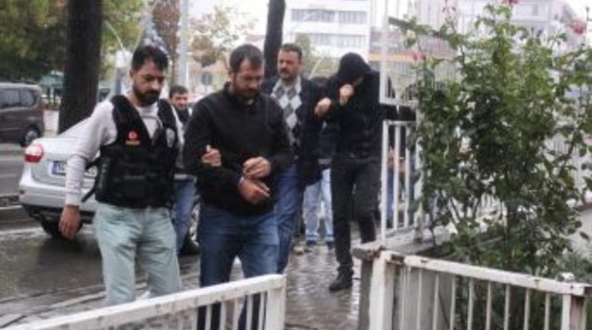 Uyuşturucu Operasyonunda 2 Kişi Tutuklandı