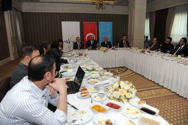 Vali Zorluoğlu, 2018 Yılı Projelerini A&ccedil;ıkladı 1