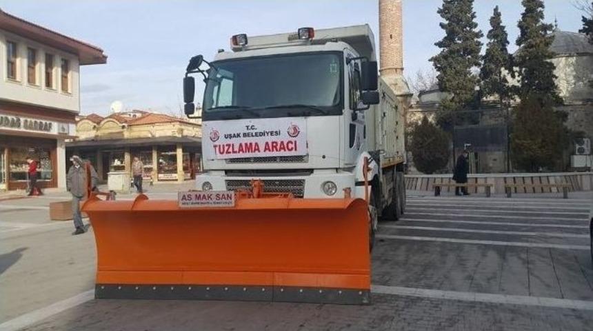 Uşak Belediyesi Araç Filosunu Genişletiyor