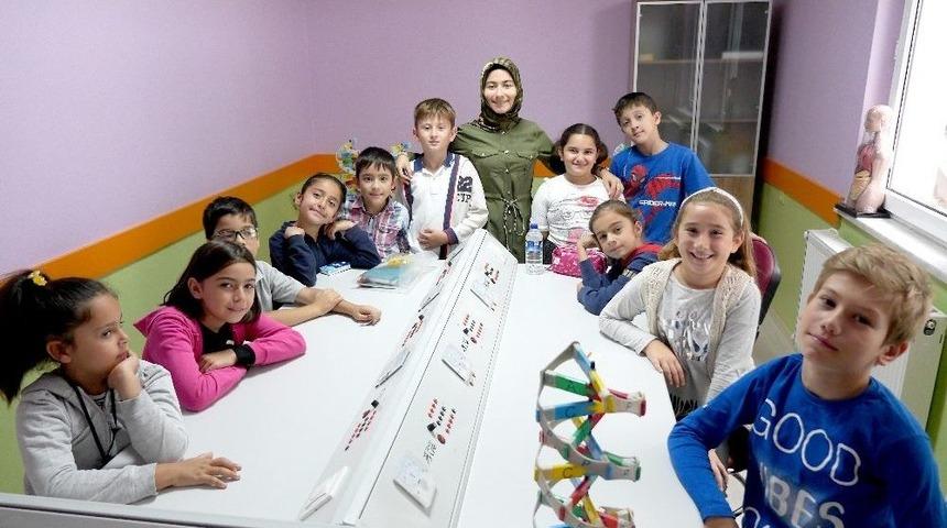 Başiskele &Ccedil;ocuk &Uuml;niversitesi Eğitime Başladı