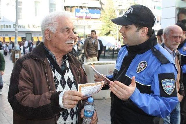 Polis Halkı Dolandırıcılara Karşı Uyardı