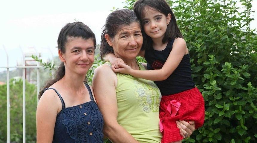 B&uuml;t&uuml;n Engelleri Aştı, Ondan Mutlusu Yok