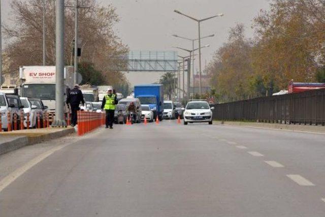 Alt Geçidi Su Bastı, Yol Trafiğe Kapandı