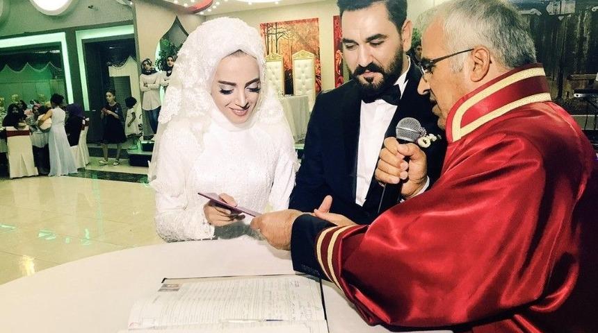 Bing&ouml;l&rsquo;de Evlilik Oranı Y&uuml;zde 11 Arttı, 736 Nikah Kıyıldı