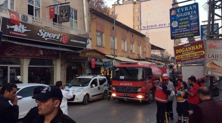 Reyhanlı&rsquo;ya Atılan Roket Mezarlığa D&uuml;şt&uuml;
