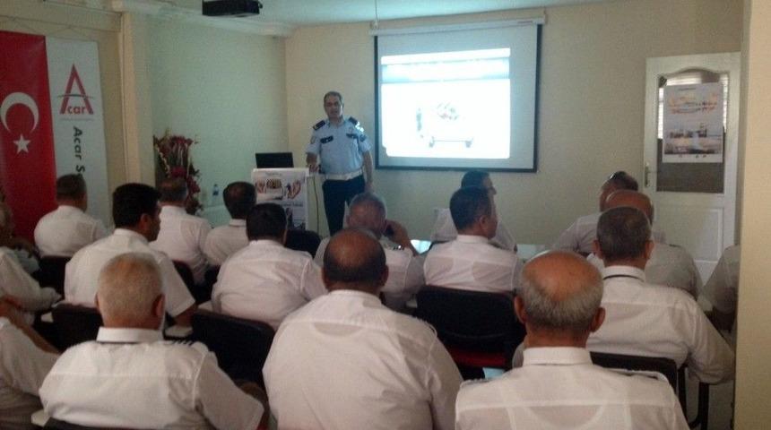 Polisten Okul Servis Şof&ouml;rlerine Eğitim