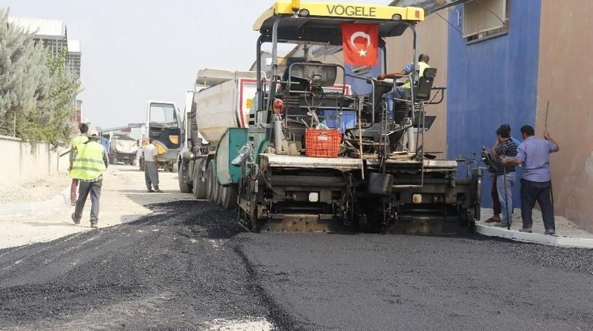 Akdeniz Ekipleri, İki Haftada 8 Bin 500 Ton Sıcak Asfalt D&ouml;kt&uuml;