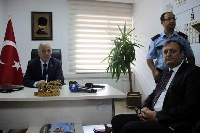Vali Kam&ccedil;ı&rsquo;dan Yenişehir Polis Merkezi&rsquo;ne Ziyaret 1