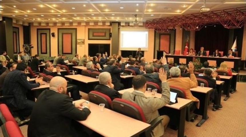 Melikgazi&rsquo;de 35 Madde Tek Tek Oylanarak Karar Verildi