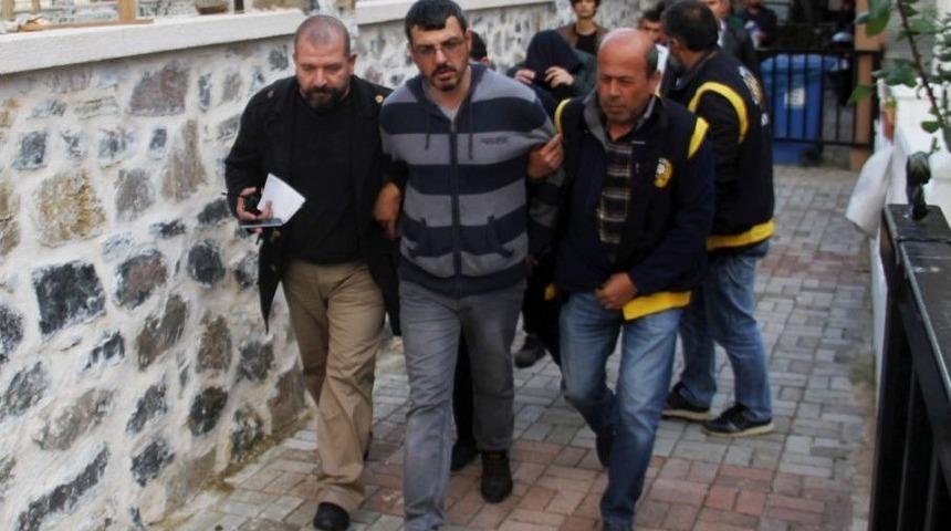 Polisten Uyuşturucu Baskını: 5 G&ouml;zaltı