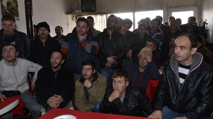 Ata&ccedil;&rsquo;tan, Krom Madeni İş&ccedil;ilerine Destek