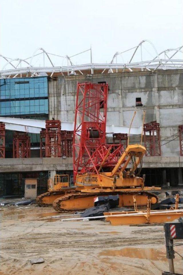 Taksisine Timsah Arena Vinci Düşünce Ölen Sürücü Toprağa Verildi (3)