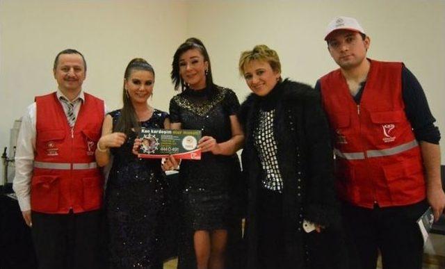 Sanat Camiasında "kanka" R&uuml;zg&acirc;rı Esti 2