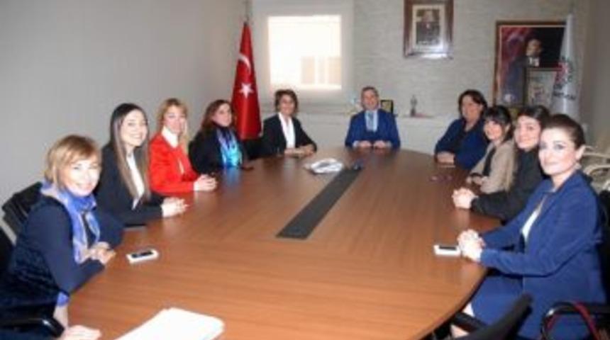 Gaziantep Kadın Girişimciler Kurulu &Uuml;yeleri, Gto Başkanı Bartık&rsquo;ı Ziyaret Etti