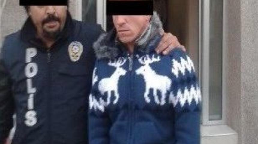 Altın İşleme At&ouml;lyesi Sahibi, Kuyumcu At&ouml;lyesinde Hırsızlık Yaptı