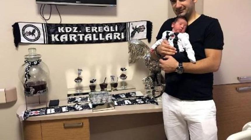 Bebeğinin Hastanedeki Odasını 'kartal Yuvası'na D&ouml;n&uuml;şt&uuml;rd&uuml;