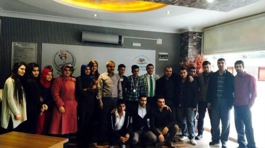 Ygm&rsquo;de Ayın G&ouml;n&uuml;ll&uuml;s&uuml; Se&ccedil;ildi