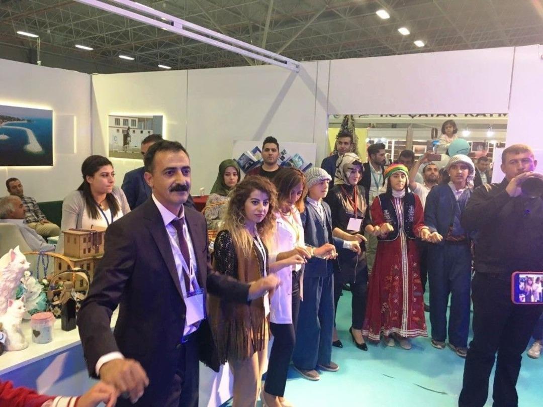 Edremit Belediyesi Standı İlgi Odağı Oldu