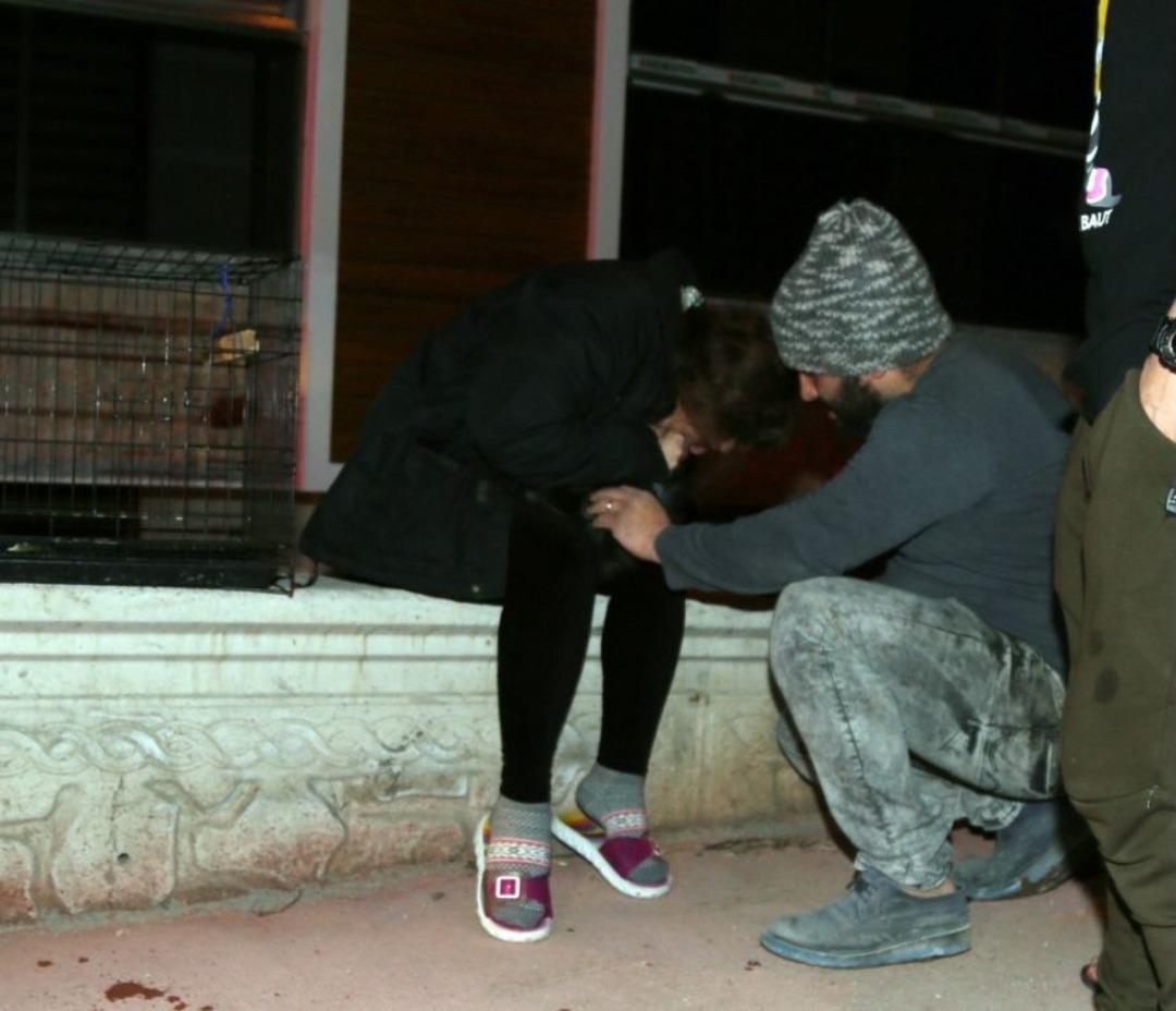 Tavşanı Dakikalarca Suni Teneff&uuml;sle Hayata D&ouml;nd&uuml;rmeye &Ccedil;alıştı