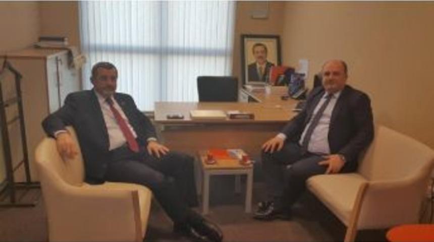 Sara&ccedil; Milletvekili Aday Adaylığı İ&ccedil;in İstişarelerde Bulundu