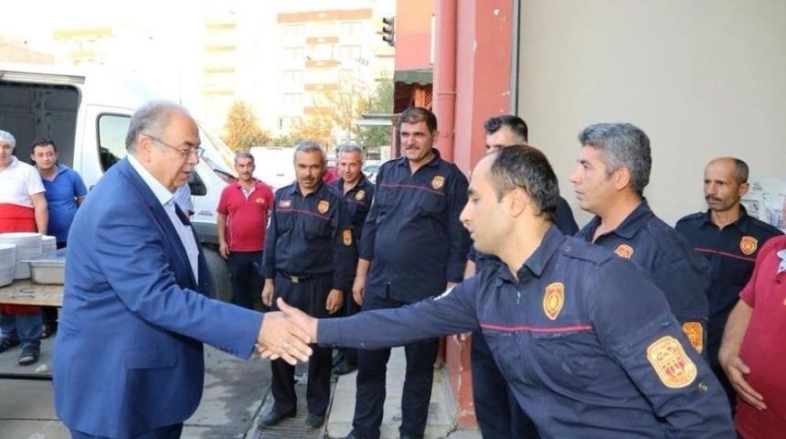 Başkan Kutlu İtfaiyecilerle Yemekte Buluştu