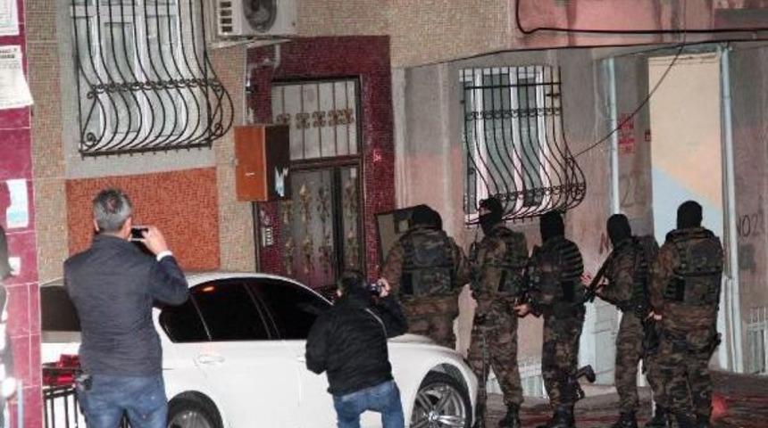 İstanbul'da Şafak Operasyonu