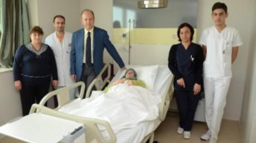 Karın A&ccedil;ılmadan Anevrizma Ameliyatı