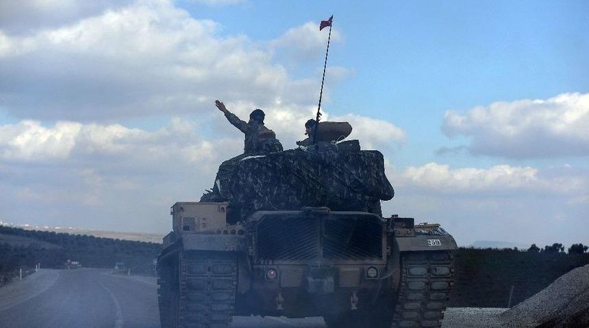 T&uuml;rk Tankları İlerlemeye Devam Ediyor