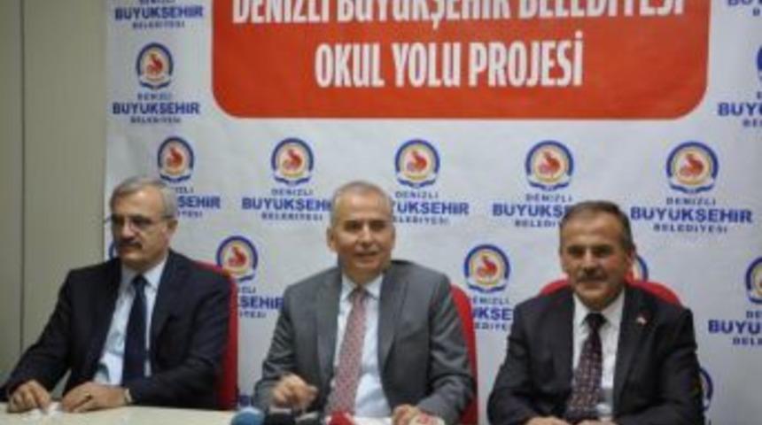 Denizli B&uuml;y&uuml;kşehir Belediyesi'nden &Ouml;ğrenci Servislerine 'akıllı Takip' Sistemi